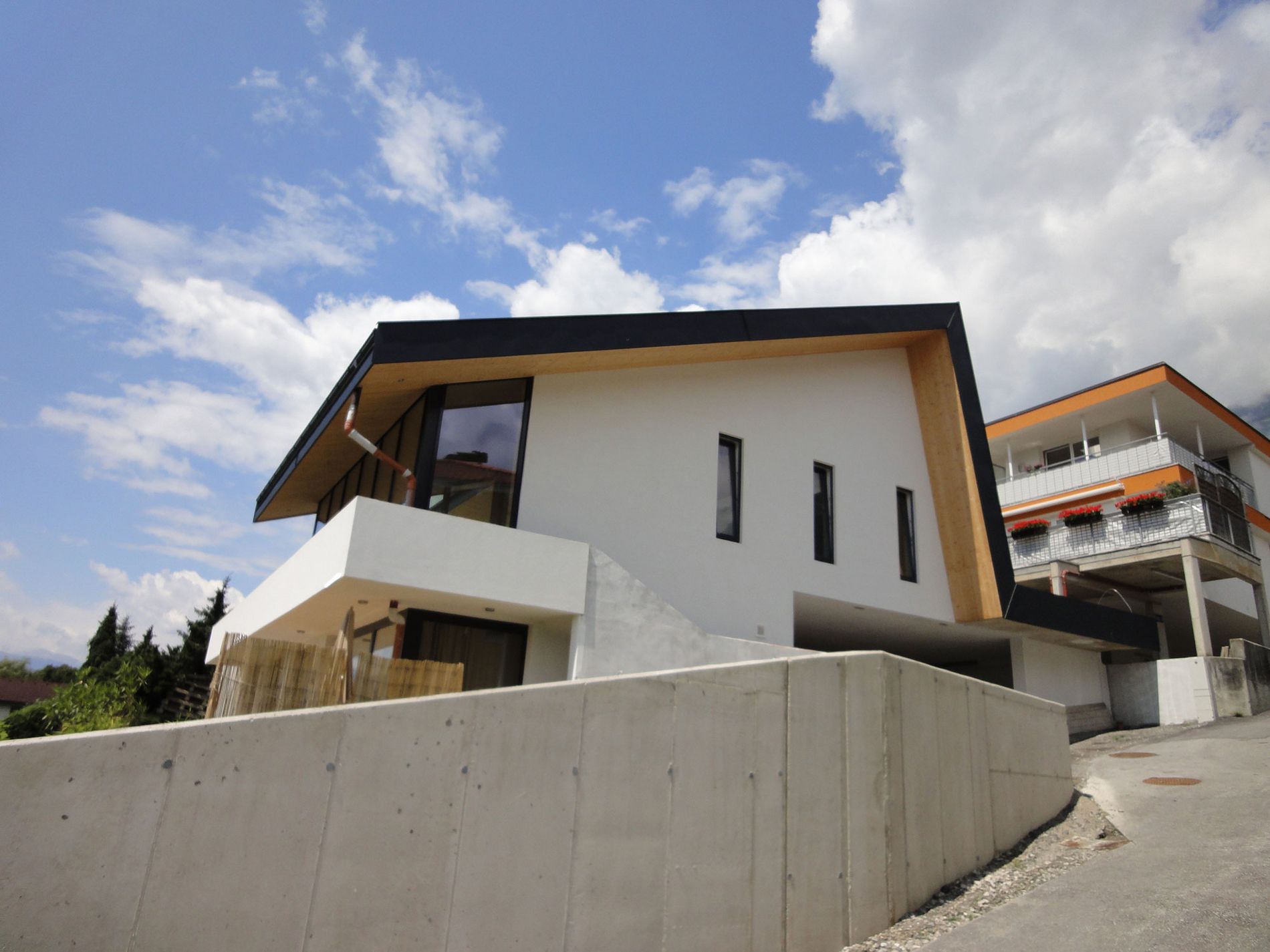 Holzbau Aktiv - Holzhaus Rogg - Thaur Holzbau Aktiv - Holzhaus Rogg - Thaur
