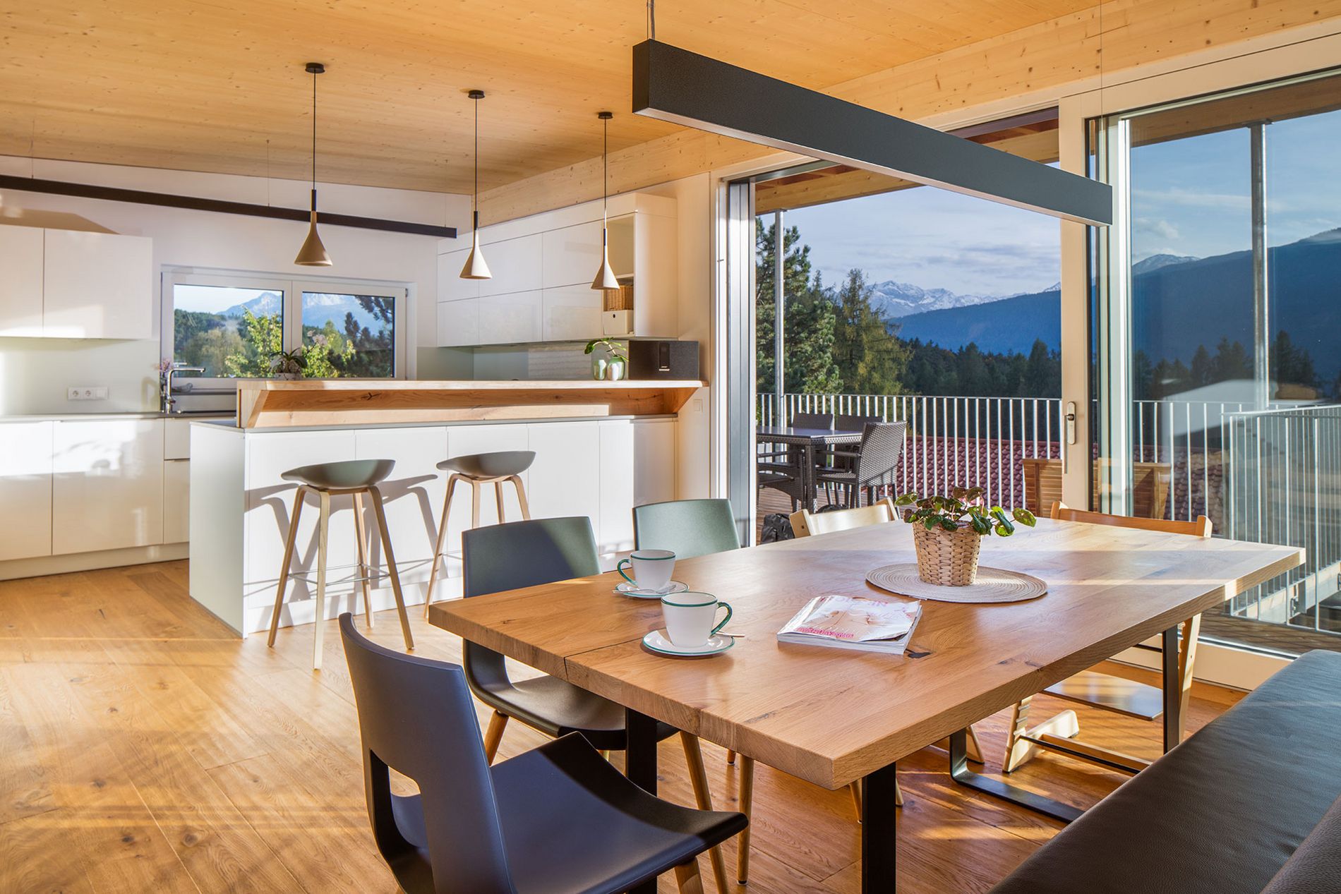 Holzbau Aktiv - Holzhaus Wutscher - Reith b. Seefeld Holzbau Aktiv - Holzhaus Wutscher - Reith b. Seefeld